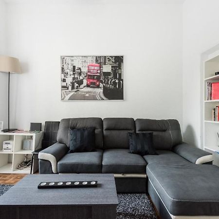 M&F Apartaments Chueca Madrid Luaran gambar